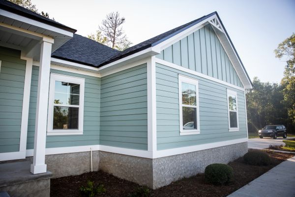 Damaged Siding Repair in Leland