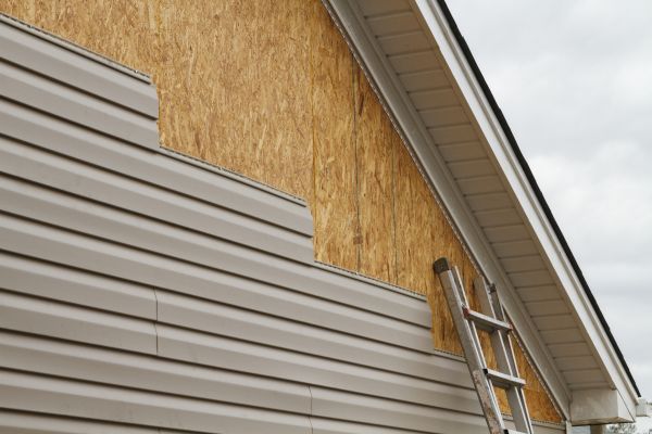 Loose Siding Replacement in Leland